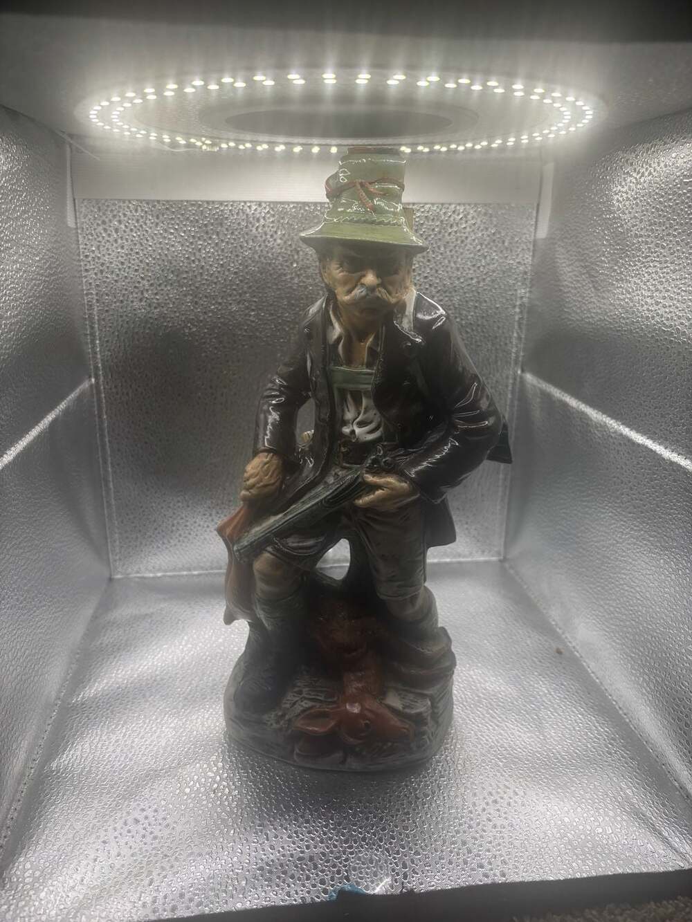Vintage 1971's Mindestinhalt Hunter Ceramic Figurine Made in Italy Hend Painted